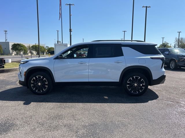 New 2026 Chevrolet Traverse LT w/ Sun and Wheel Package FWD image 6