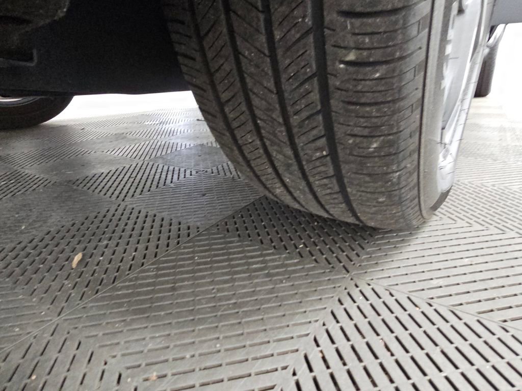 Used 2024 Honda HR-V EX-L image 42