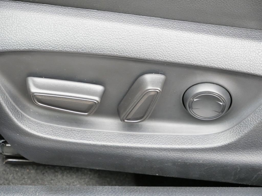 Used 2024 Toyota Camry XSE image 34