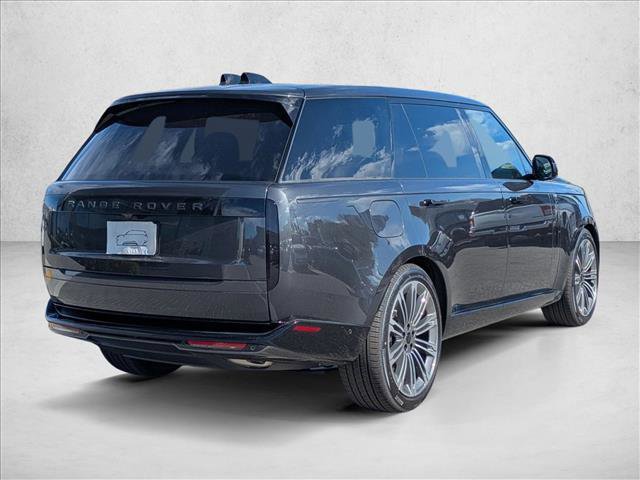 New 2026 Land Rover Range Rover Long Wheelbase SE video 2