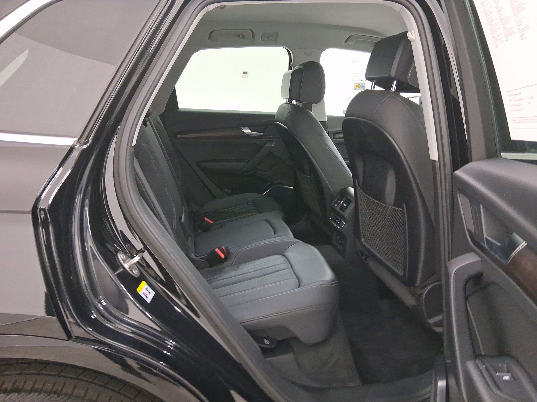 Used 2023 Audi Q5 2.0T Premium image 29