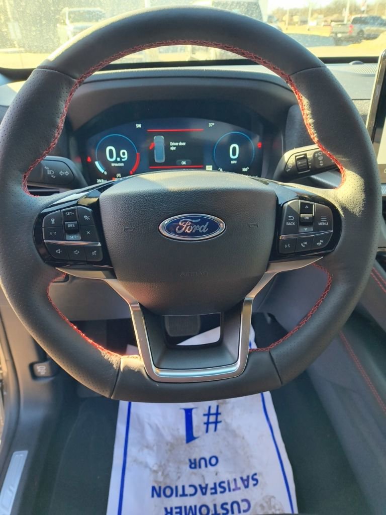 New 2026 Ford Explorer ST-Line w/ ST-Line Street Pack AWD/4WD image 25