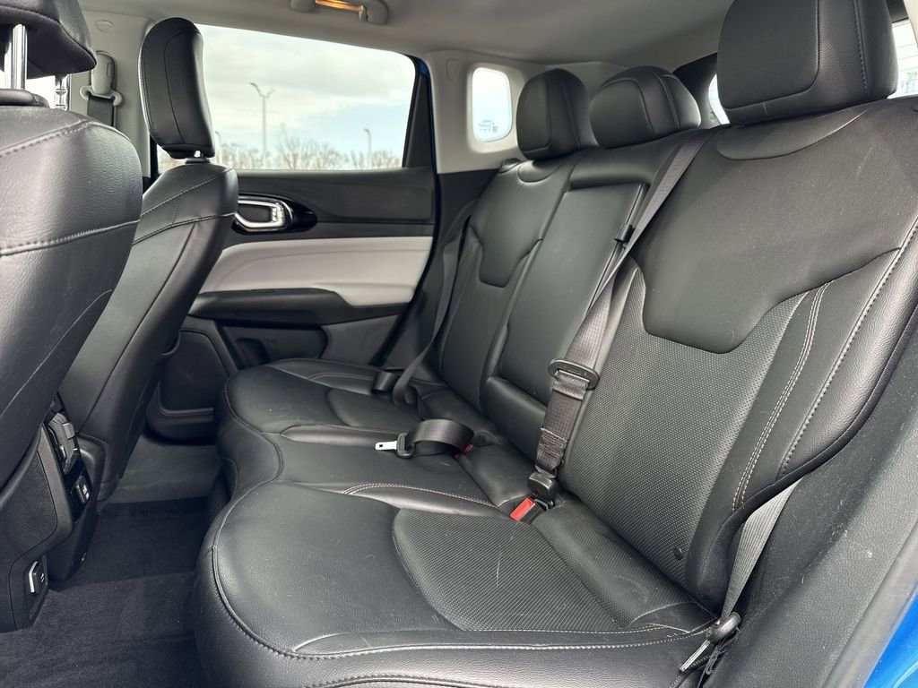 Used 2022 Jeep Compass Limited image 23