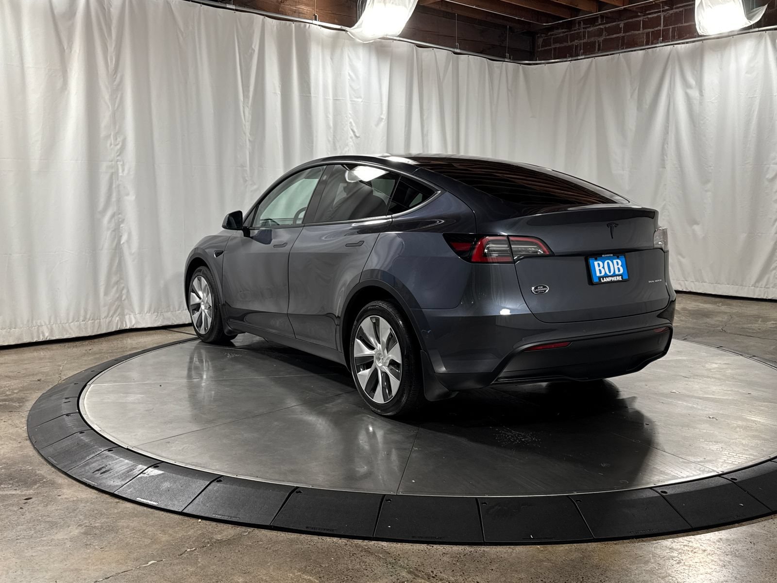 Used 2022 Tesla Model Y Long Range AWD/4WD image 7