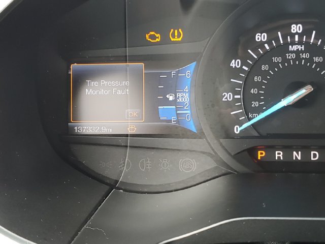 Used 2016 Ford Edge Titanium w/ Technology Package FWD image 25