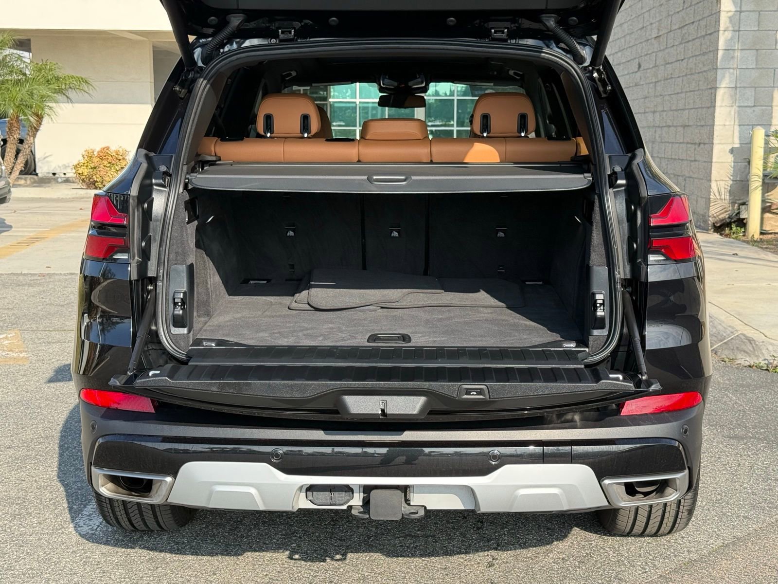 Used 2024 BMW X5 sDrive40i w/ Parking Assistance Package image 17