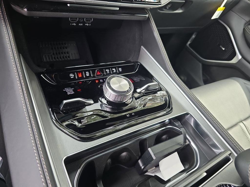 New 2026 Jeep Grand Wagoneer Limited image 25