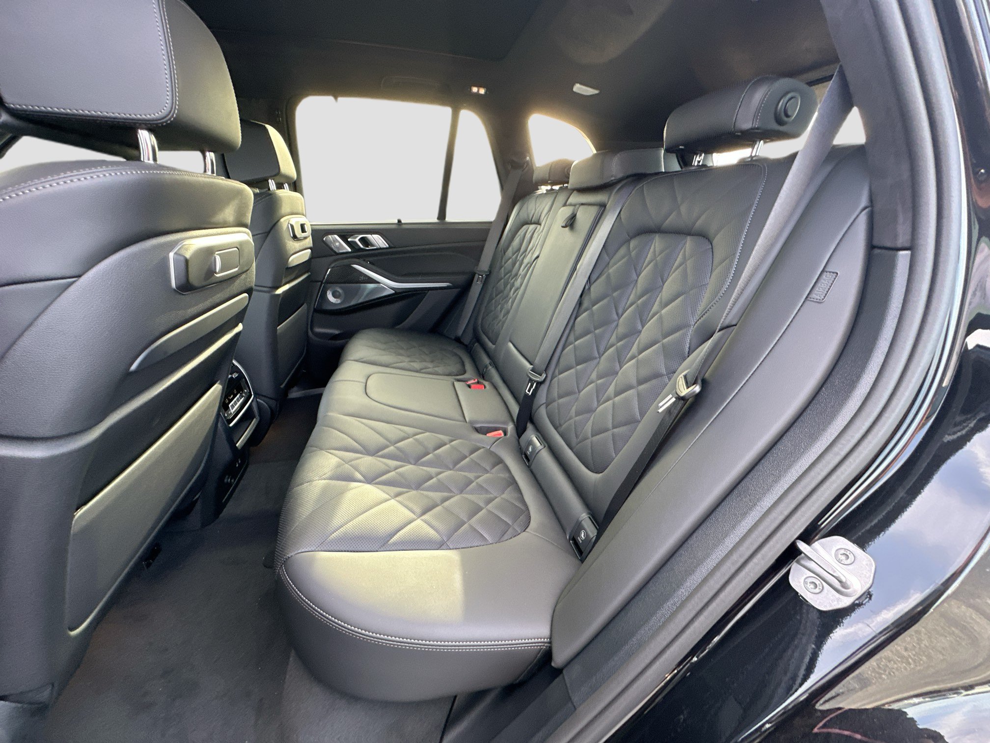 New 2026 BMW X5 M60i AWD/4WD image 19
