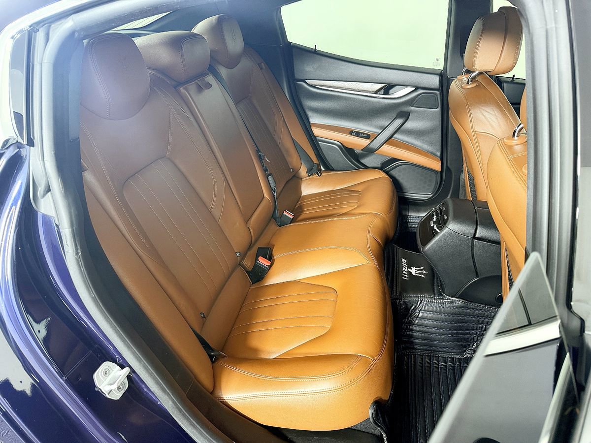 Used 2017 Maserati Ghibli S RWD image 49