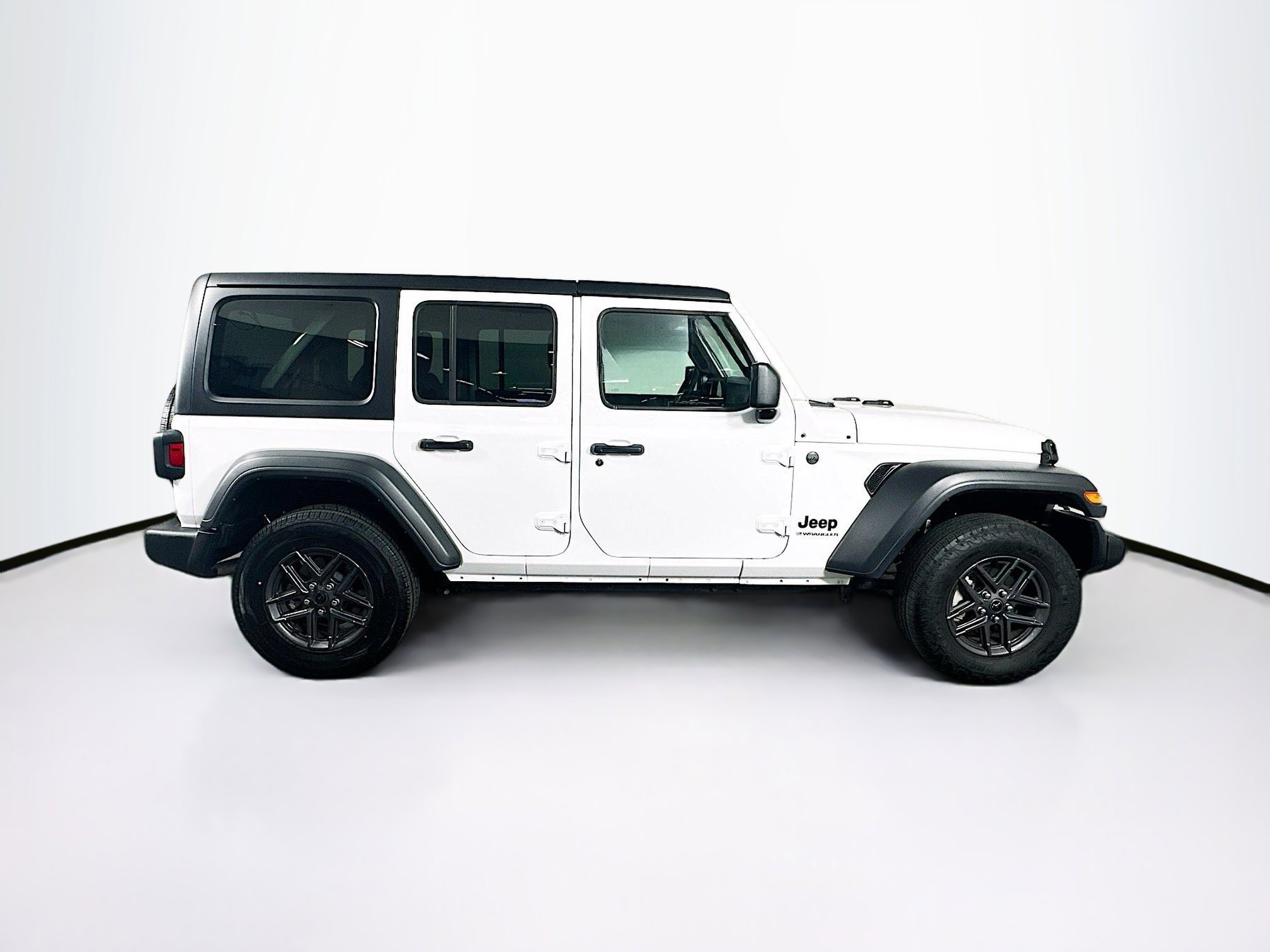 Used 2025 Jeep Wrangler Sport S AWD/4WD image 10