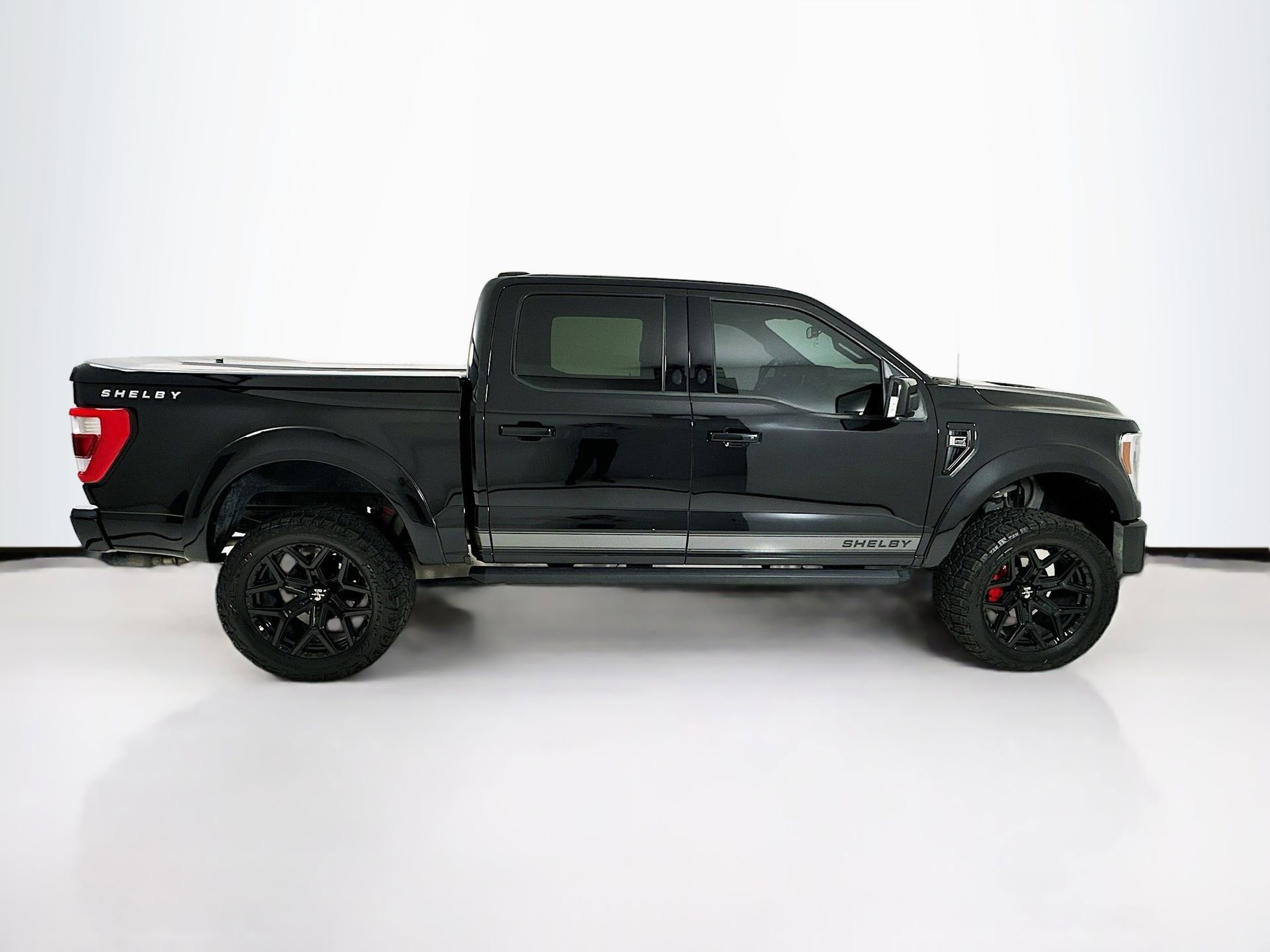 Used 2023 Ford F150 Lariat w/ Equipment Group 502A High image 9