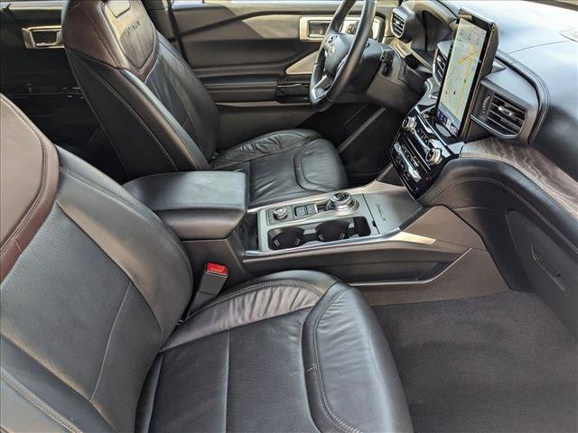 Used 2023 Ford Explorer Platinum w/ Technology Package image 21
