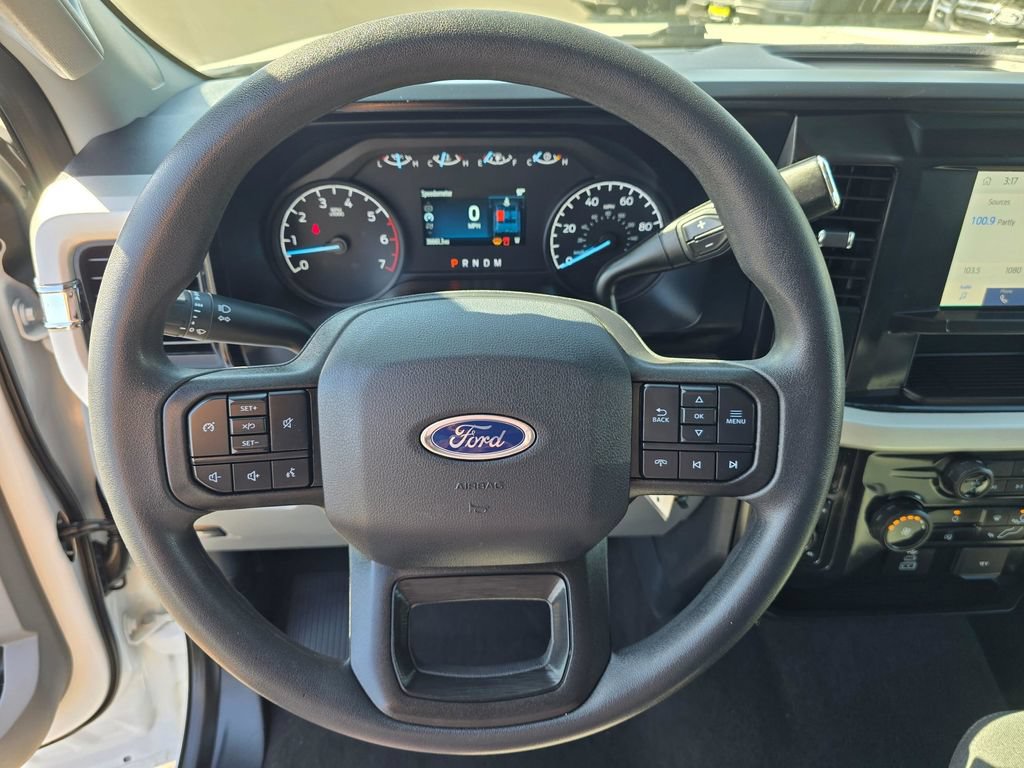 Used 2025 Ford F250 XLT w/ FX4 Off-Road Package AWD/4WD image 16