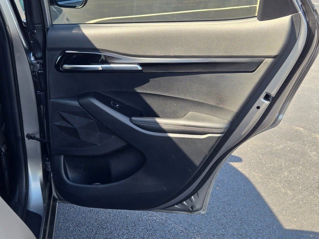 Used 2024 Kia Seltos EX image 9