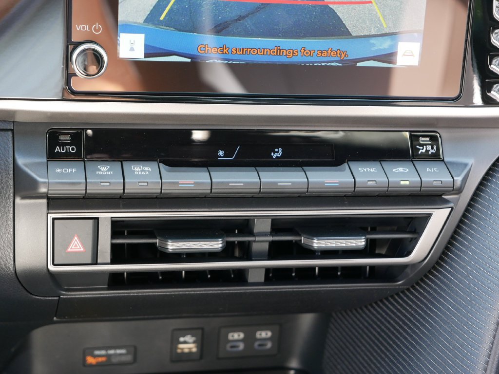 Used 2026 Toyota Camry SE FWD image 19