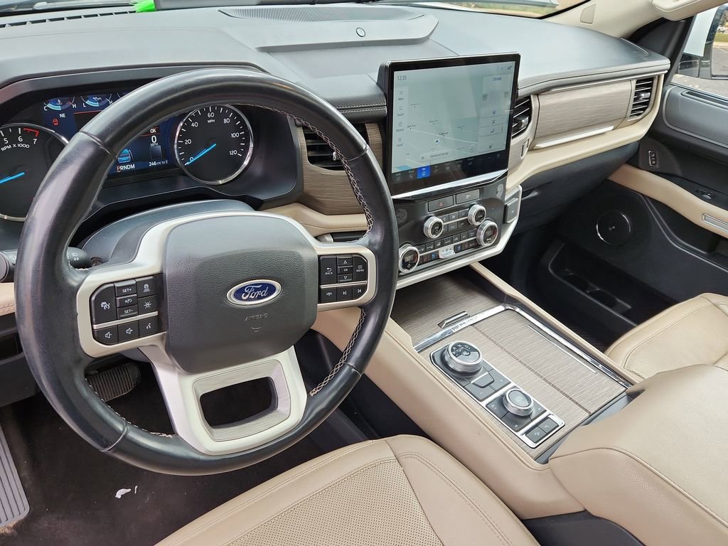 Used 2022 Ford Expedition Max Limited image 8