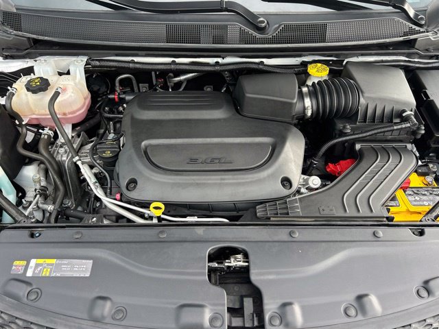 Used 2024 Chrysler Voyager LX FWD image 21
