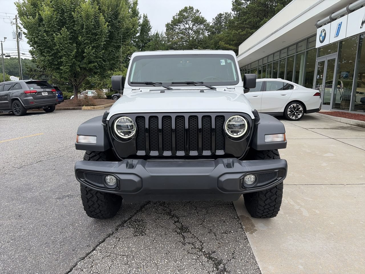 Used 2021 Jeep Wrangler Unlimited Sport AWD/4WD image 3