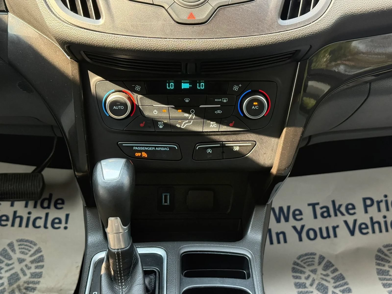 Used 2018 Ford Escape SE w/ SE Sport Appearance Package AWD/4WD image 20