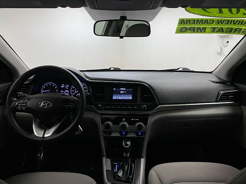 Used 2019 Hyundai Elantra SE image 22
