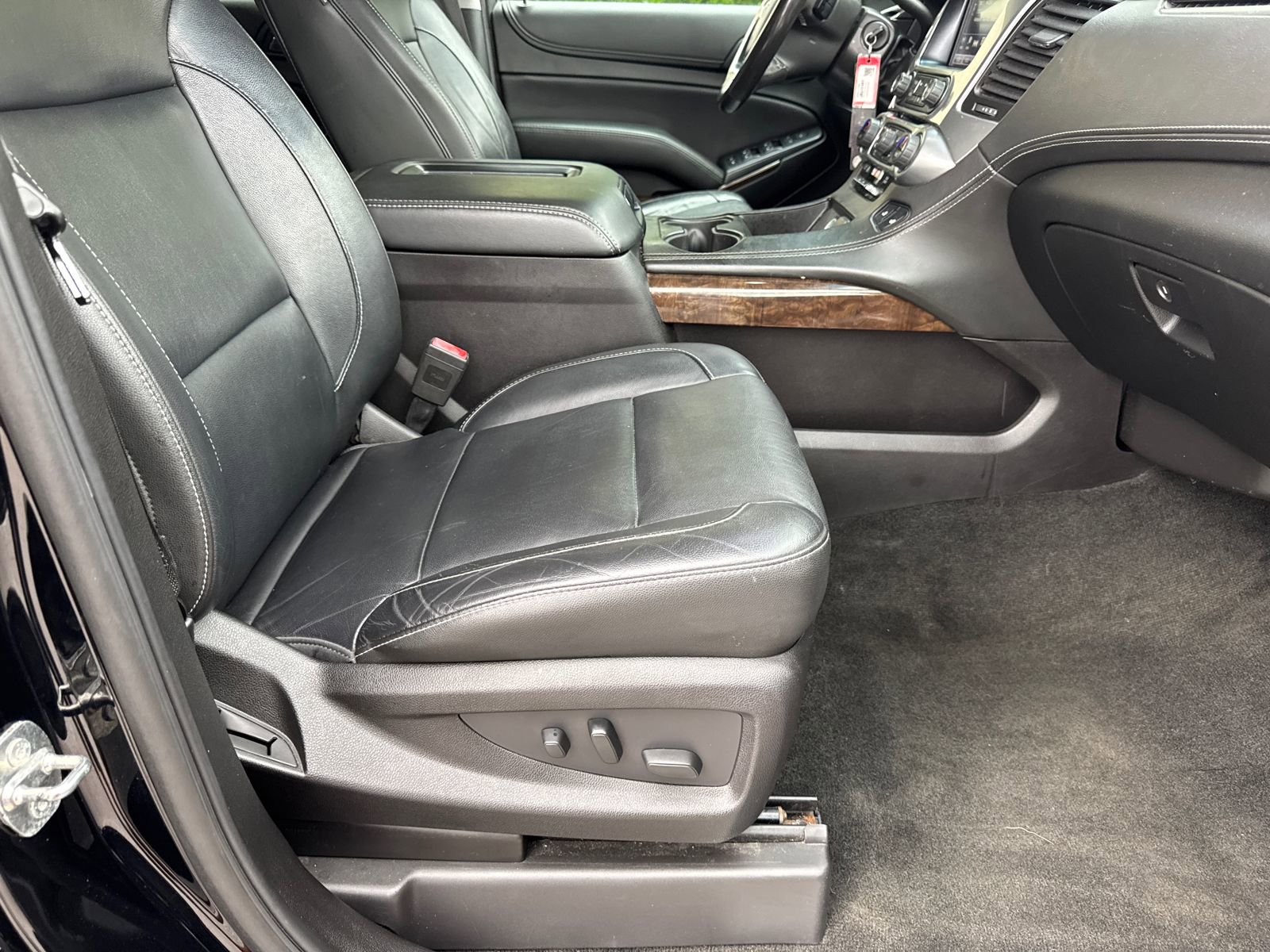 Used 2018 Chevrolet Suburban LT AWD/4WD image 13