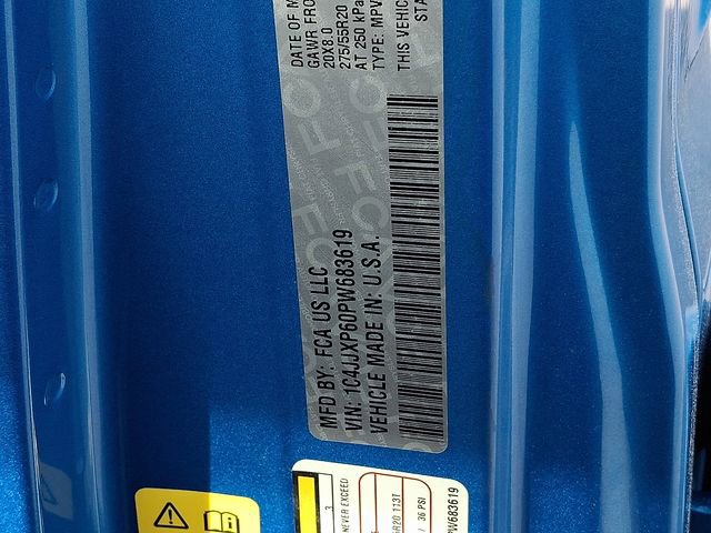 Used 2023 Jeep Wrangler Unlimited Sahara w/ Cold Weather Group image 31