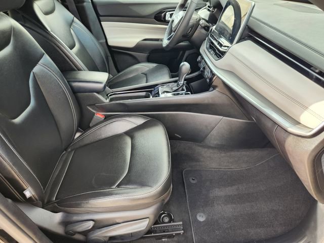 Used 2025 Jeep Compass Limited image 14