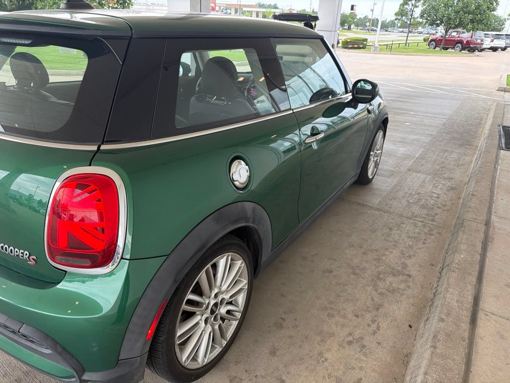 Used 2022 MINI Cooper S FWD image 4