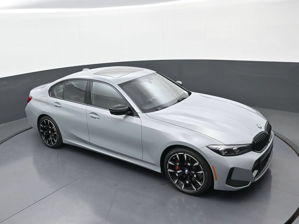 New 2026 BMW 330i xDrive Sedan w/ M Sport Package AWD/4WD image 30