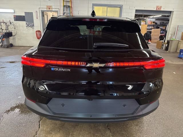 New 2026 Chevrolet Equinox EV LT FWD image 5