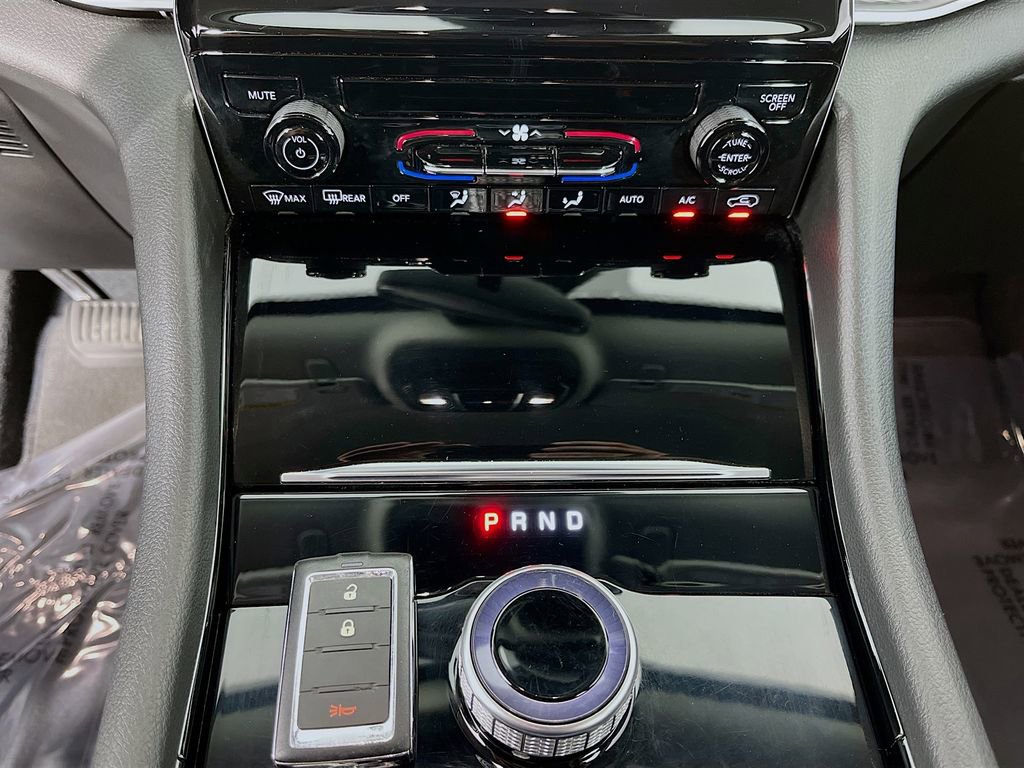 Used 2023 Jeep Grand Cherokee L Laredo image 23