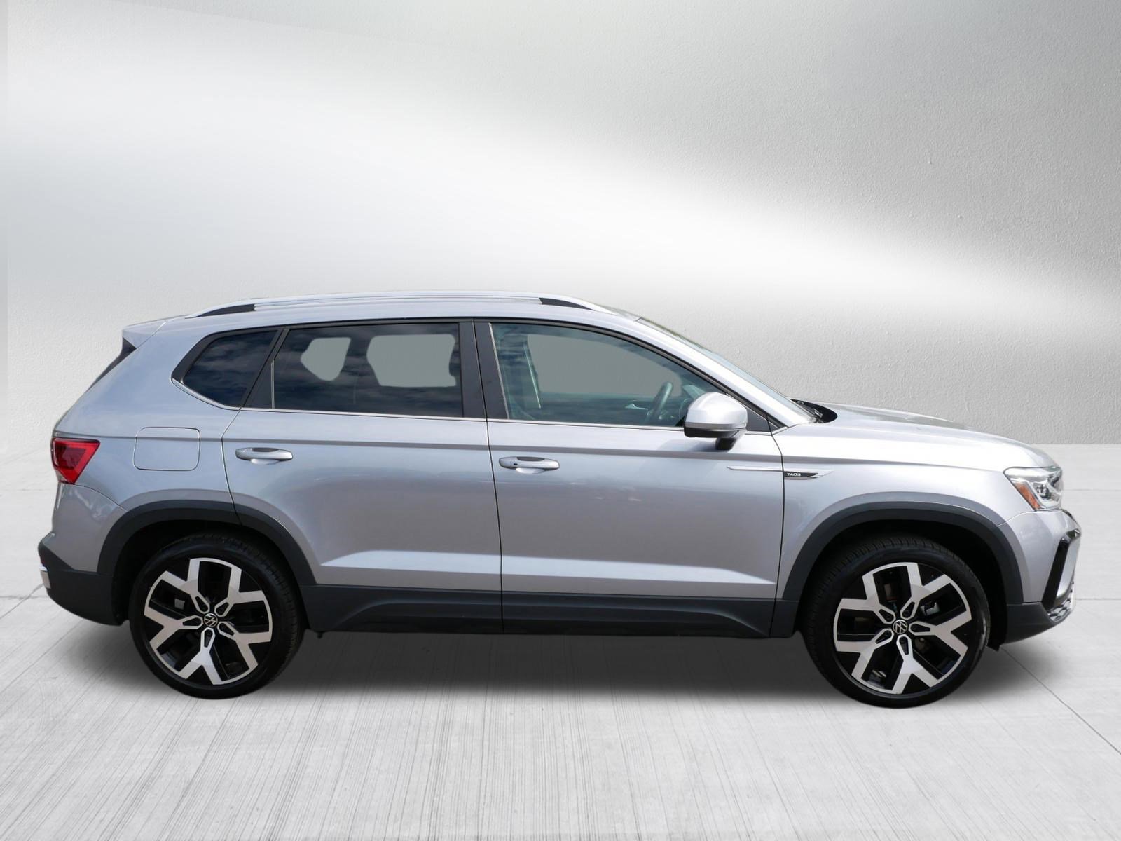 Certified 2023 Volkswagen Taos SEL AWD/4WD image 8