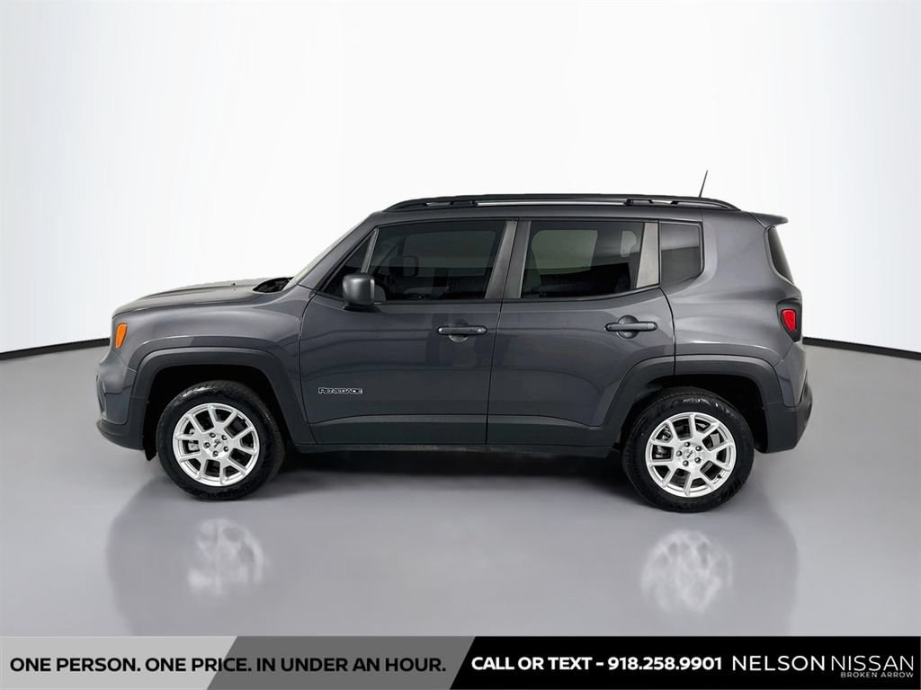 Used 2022 Jeep Renegade Latitude w/ Convenience Group AWD/4WD image 8