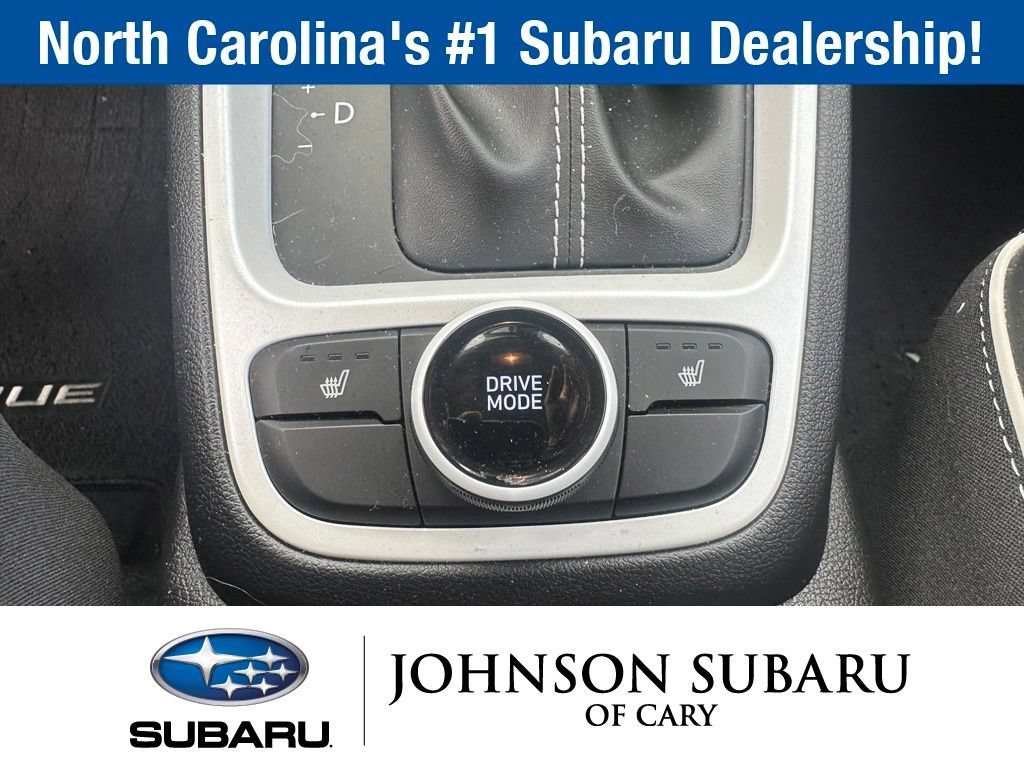 Used 2023 Hyundai Venue Limited w/ Cargo Package FWD image 15