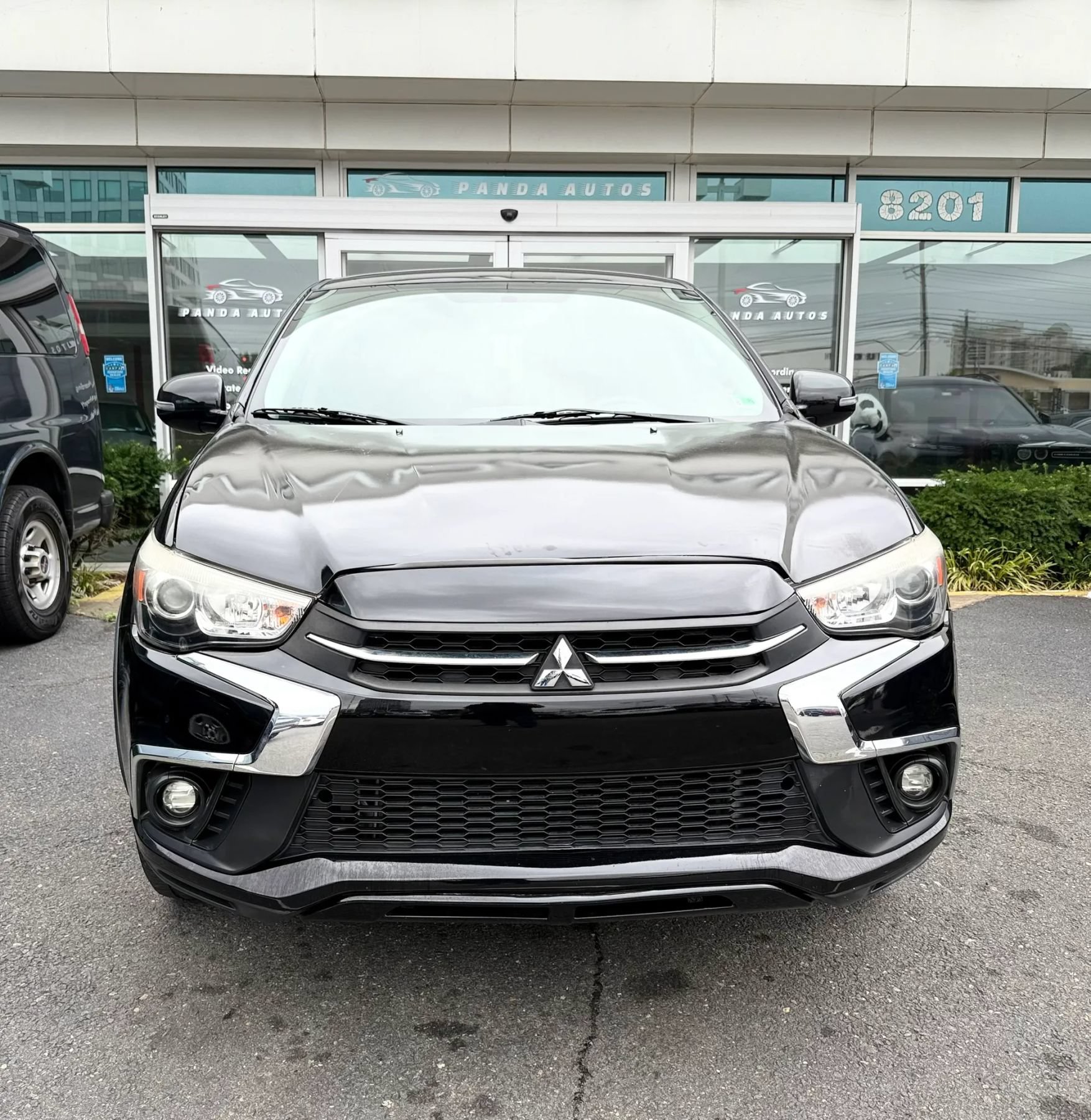 Used 2018 Mitsubishi Outlander Sport ES FWD image 2