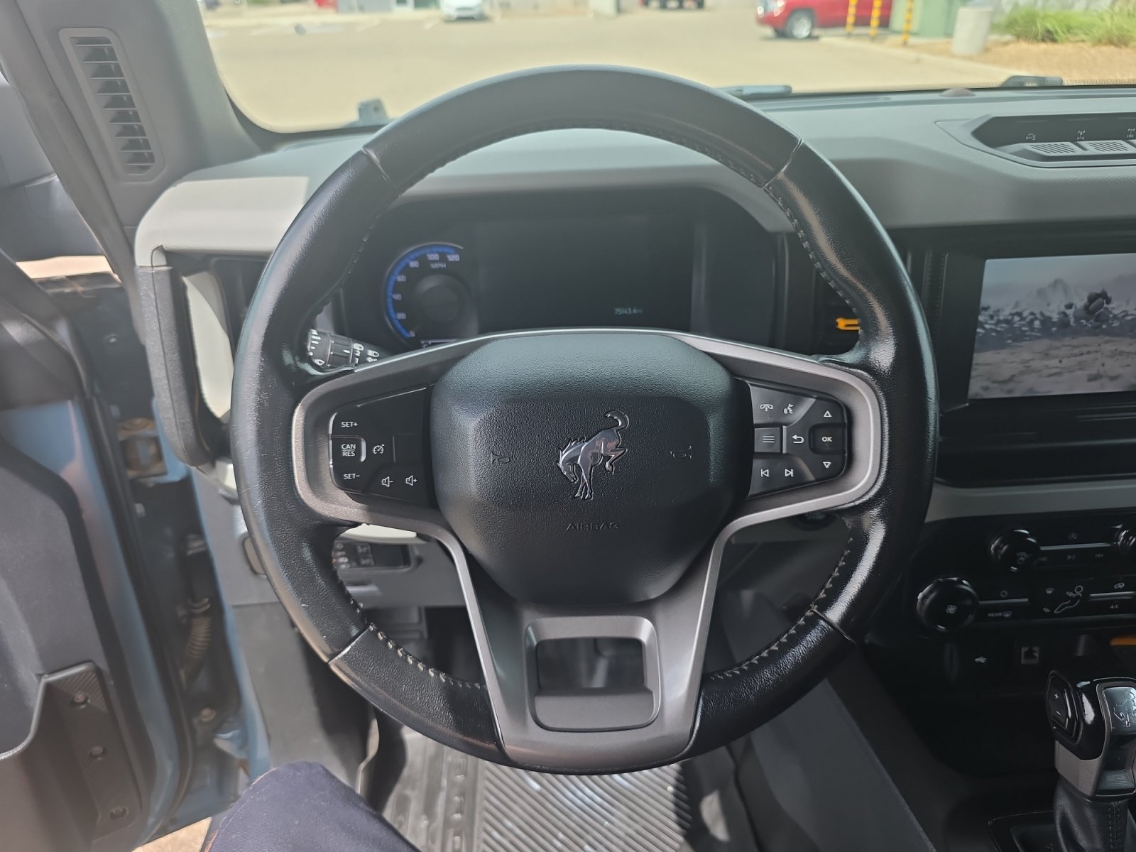 Used 2021 Ford Bronco Badlands w/ Sasquatch Package AWD/4WD image 9