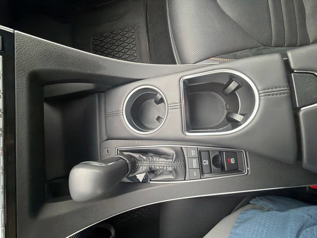 Used 2021 Toyota Avalon Touring w/ Advanced Safety Package FWD image 24
