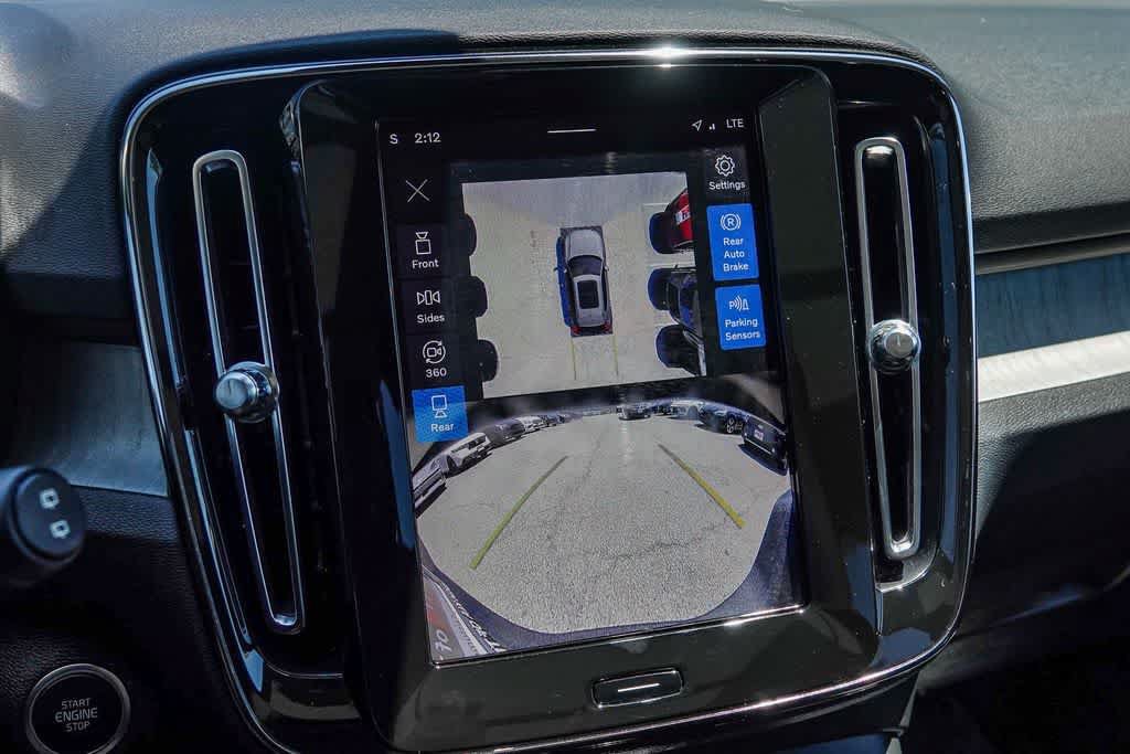 Used 2024 Volvo XC40 B5 Ultimate w/ Protection Package Premier AWD/4WD image 22