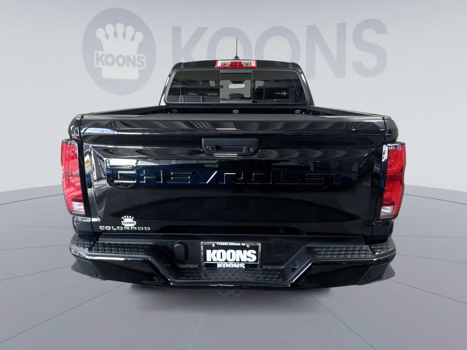 Used 2023 Chevrolet Colorado Z71 w/ Z71 Convenience Package 2 image 5