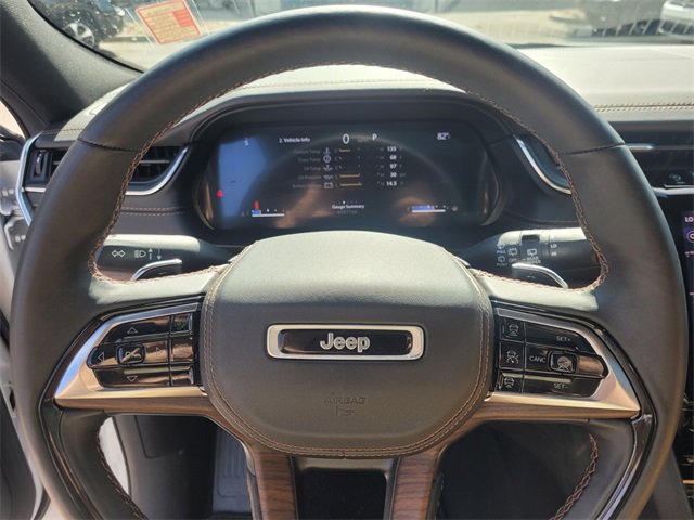 Used 2023 Jeep Grand Cherokee L Summit w/ Advanced Protech Group IV image 29