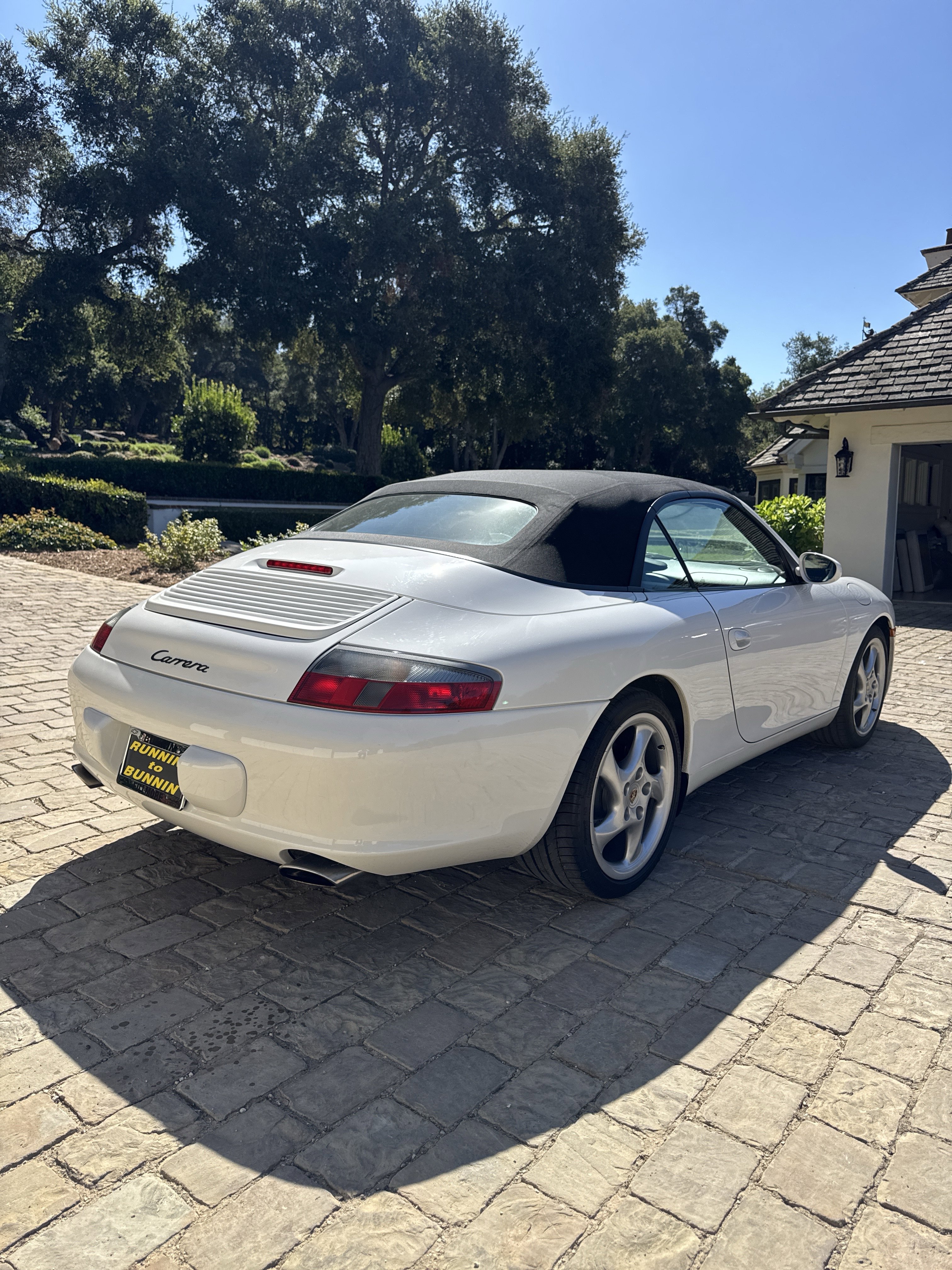 Used 2002 Porsche 911 Cabriolet image 3