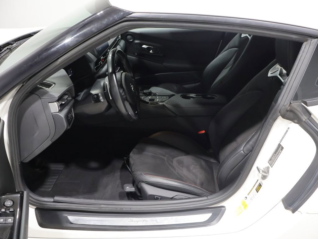 Used 2021 Toyota Supra w/ Safety & Technology Package RWD image 9