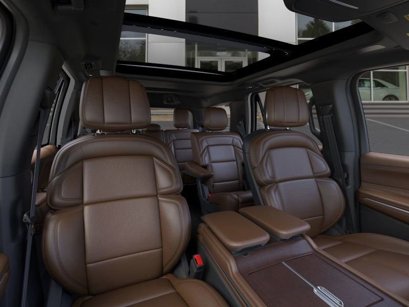 New 2026 Lincoln Navigator Reserve image 10