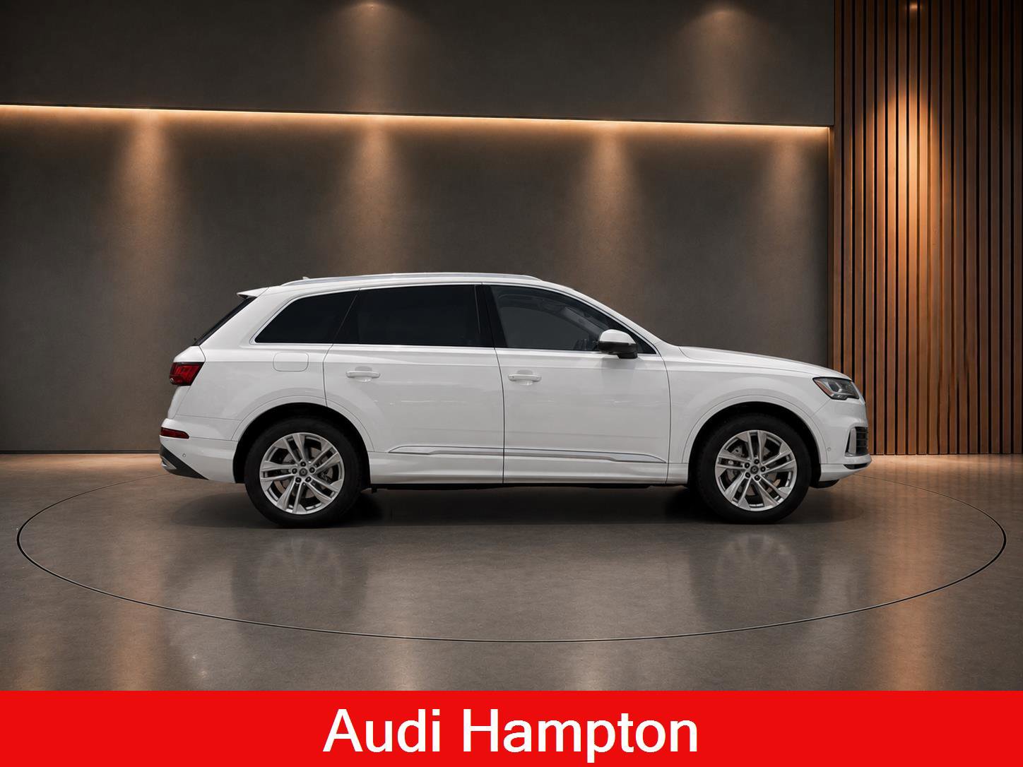 Used 2023 Audi Q7 3.0T Premium Plus w/ Premium Plus Package AWD/4WD image 6