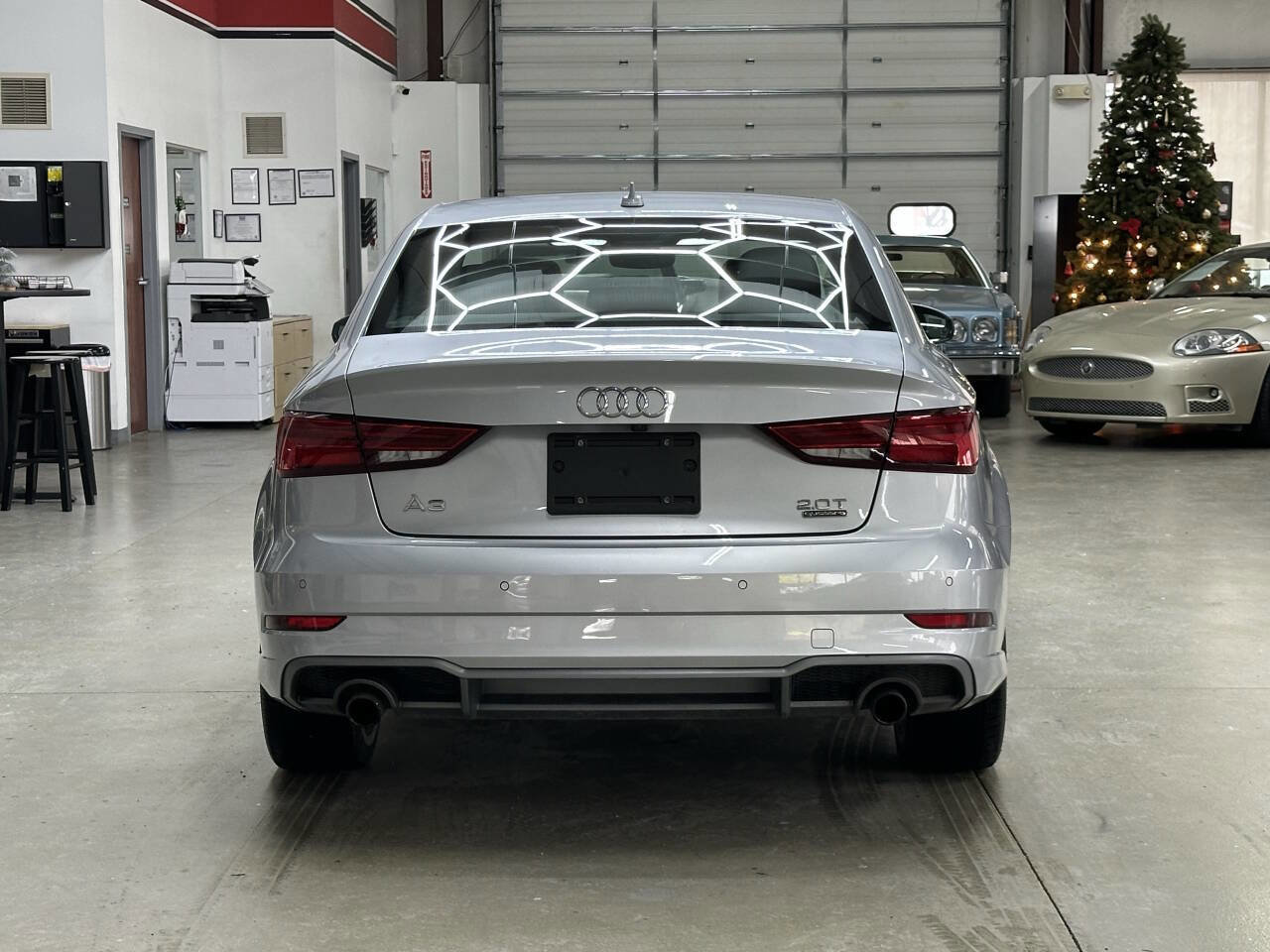 Used 2018 Audi A3 2.0T Premium Plus w/ Premium Plus Package image 3