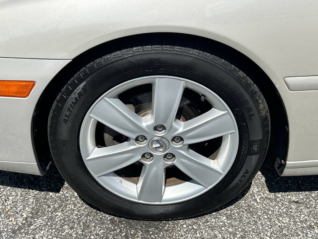Used 2005 Lexus ES 330 FWD image 8