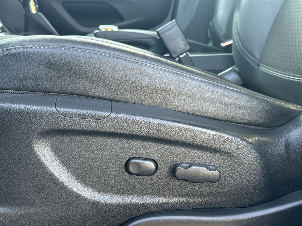 Used 2018 Buick Encore Preferred image 14