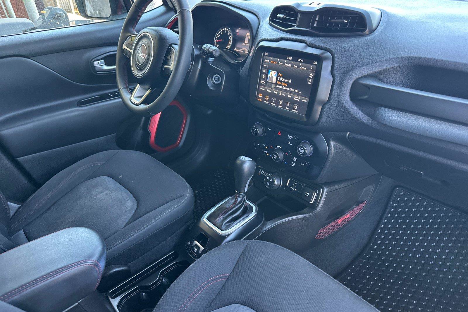 Certified 2023 Jeep Renegade Trailhawk AWD/4WD image 16