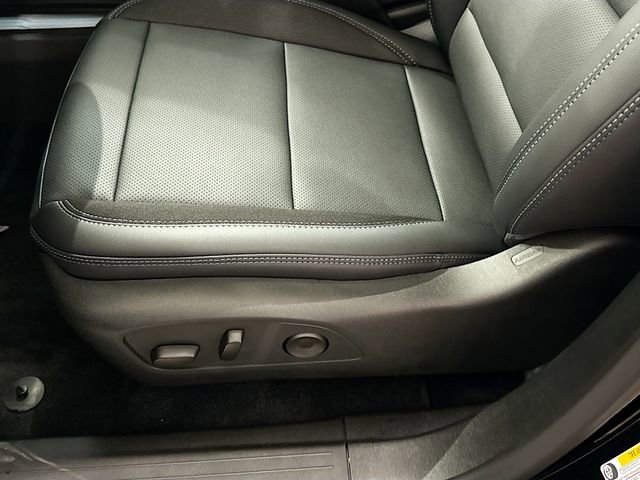 New 2026 Chevrolet Equinox EV LT image 20