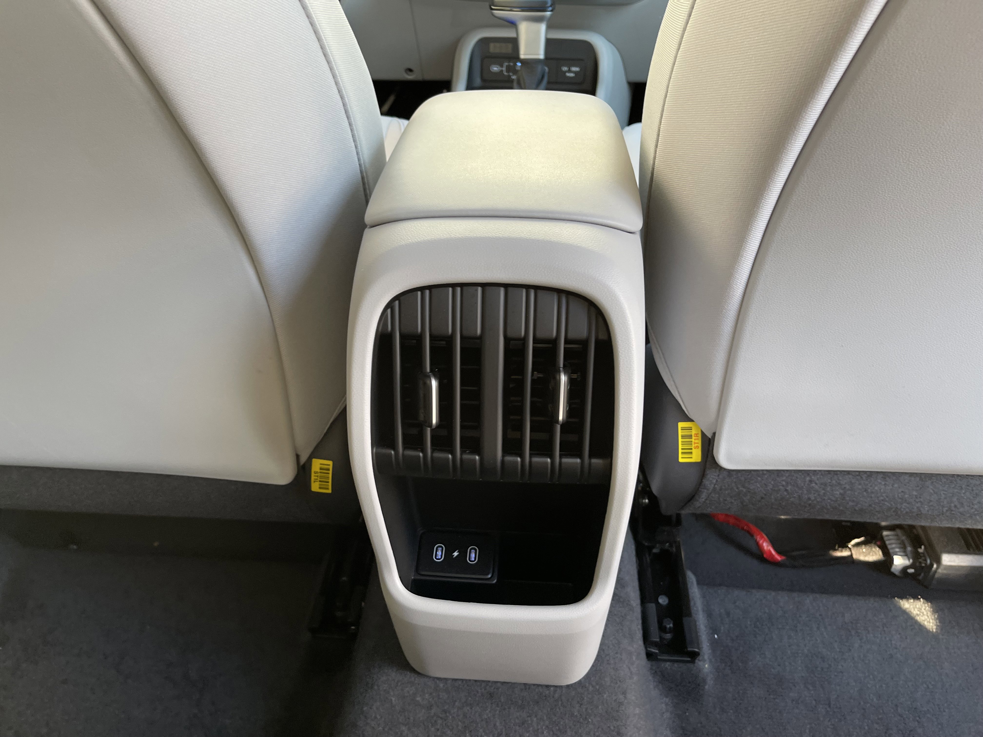 Used 2024 Hyundai Kona SEL image 27